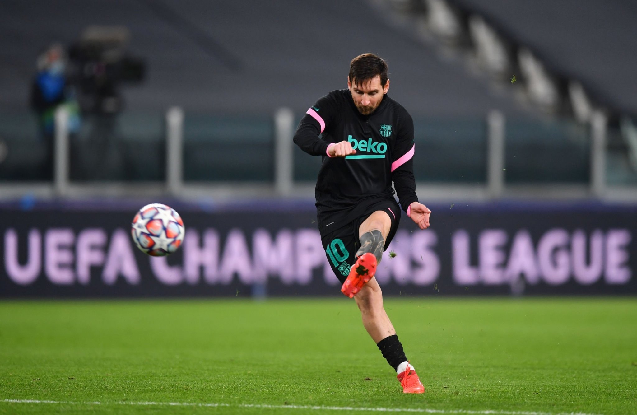 磁卡重返国 磁卡重返国