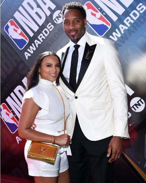 集体致敬 集体致敬